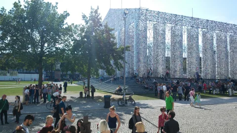 verbotene Bücher Palast documenta Kassel